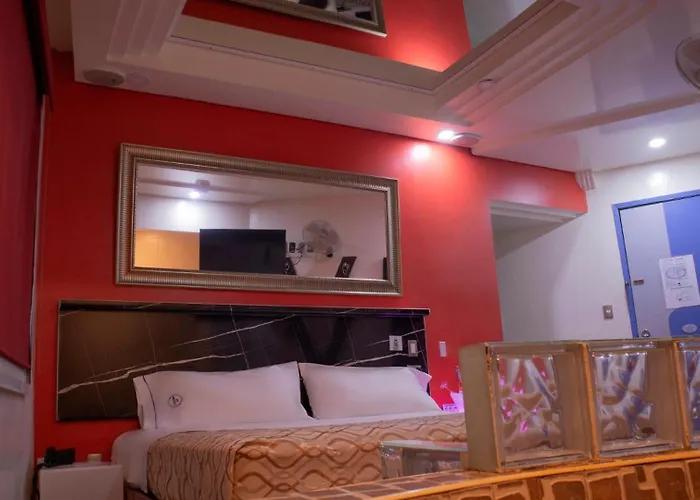 Muy Cdmx, Hotel